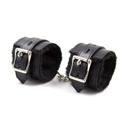 black premium fur lined bracelet